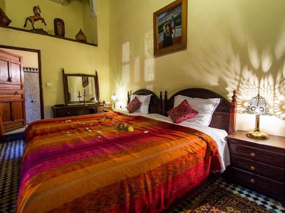 Riad Ibn Khaldoun Фес Экстерьер фото